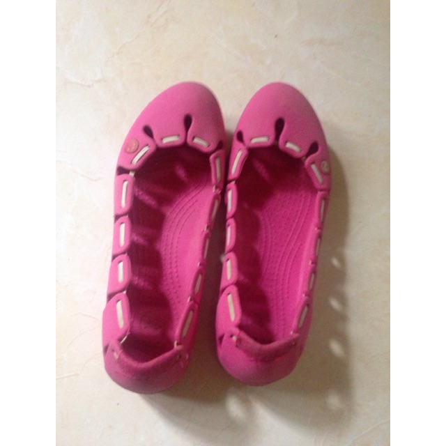 Crocs second // flat shoes second // sepatu second