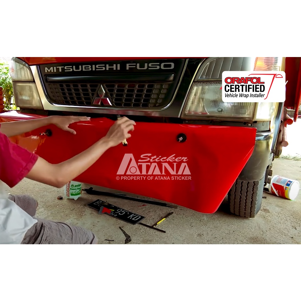 Skotlet Merah Glossy Oracal 651 Scotlet Red Gloss Metalik Stiker Kilap Gilap Meteran Sticker Decal Roll Scotlite Body Mobil Motor Matic Sepeda Scotlight Nyala Cat Dekorasi Kaca Kap Background Aquarium Furniture Karimun Sedan Hino Mercy BMW Grand Max Luxio