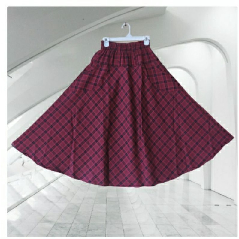ROK PAYUNG KOTAK/MAXI SKIRT/ROK PAYUNG PANJANG/KLOK LEBAR-MAROON sw