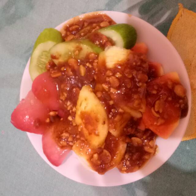 

Rujak seger