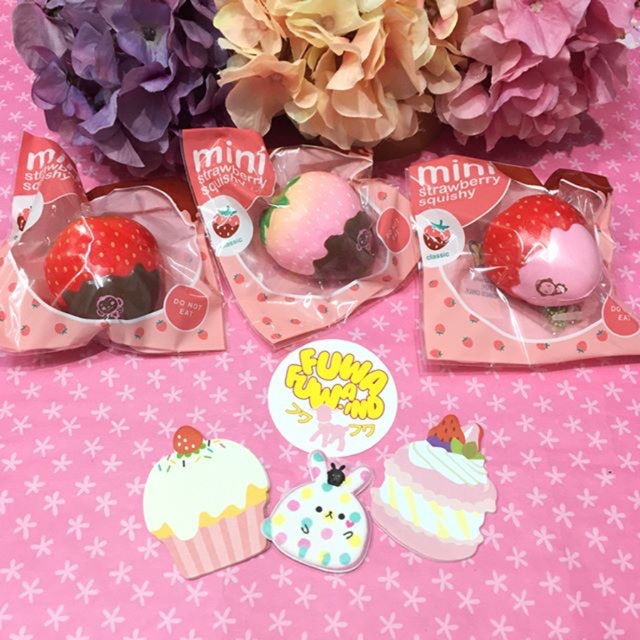 

Punimaru mini strawberry