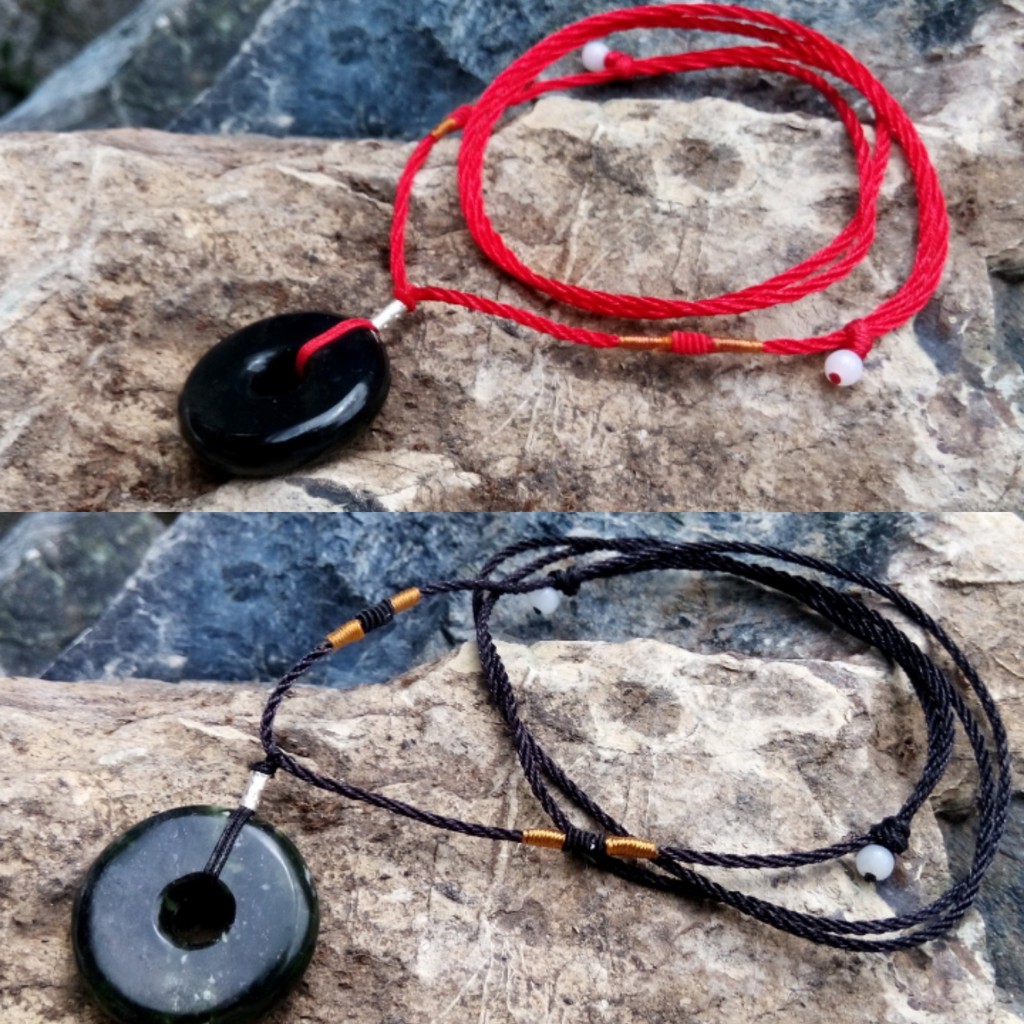 Kalung Liontin Giok Black Jade Aceh Terapi Donat