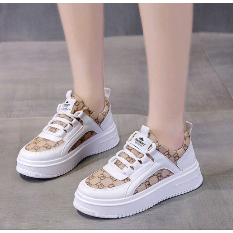 Sepatu Fashion Wanita Korea Trendy/Sepatu Sneakers kekinian NS603/Sepatu cantik sneakers korea KSM