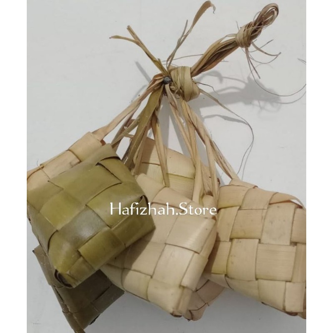 

Ketupat Matang/Ketupat Lebaran