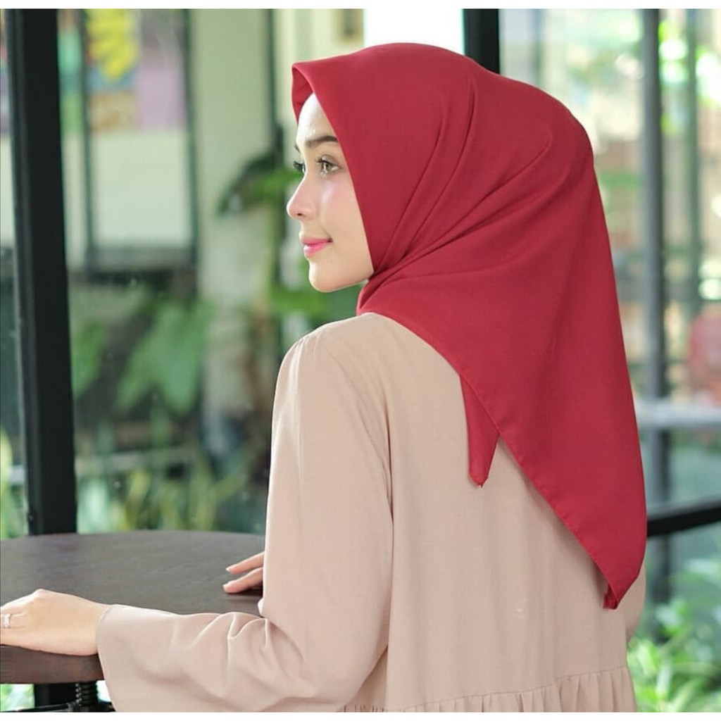 (1kg=20pcs) BELLA SQUARE HIJAB JILBAB KHIMAR KERUDUNG BERGO SEGIEMPAT