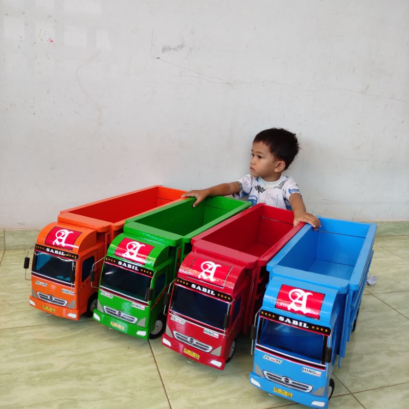 miniatur mobilan truk oleng kayu tronton besar panjang  truck mobilan anak oleng