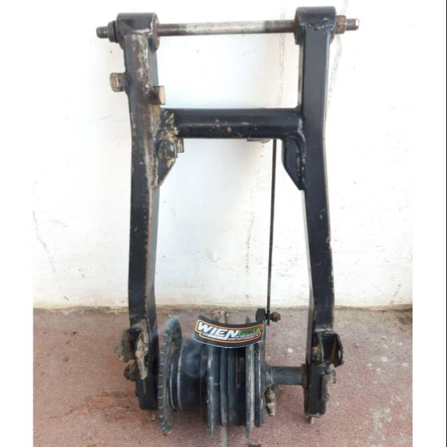 Arm Kaze R Ori Cabutan motor sett Tromol As Roda