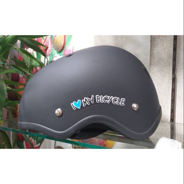 Helm sepeda (hitam dop)