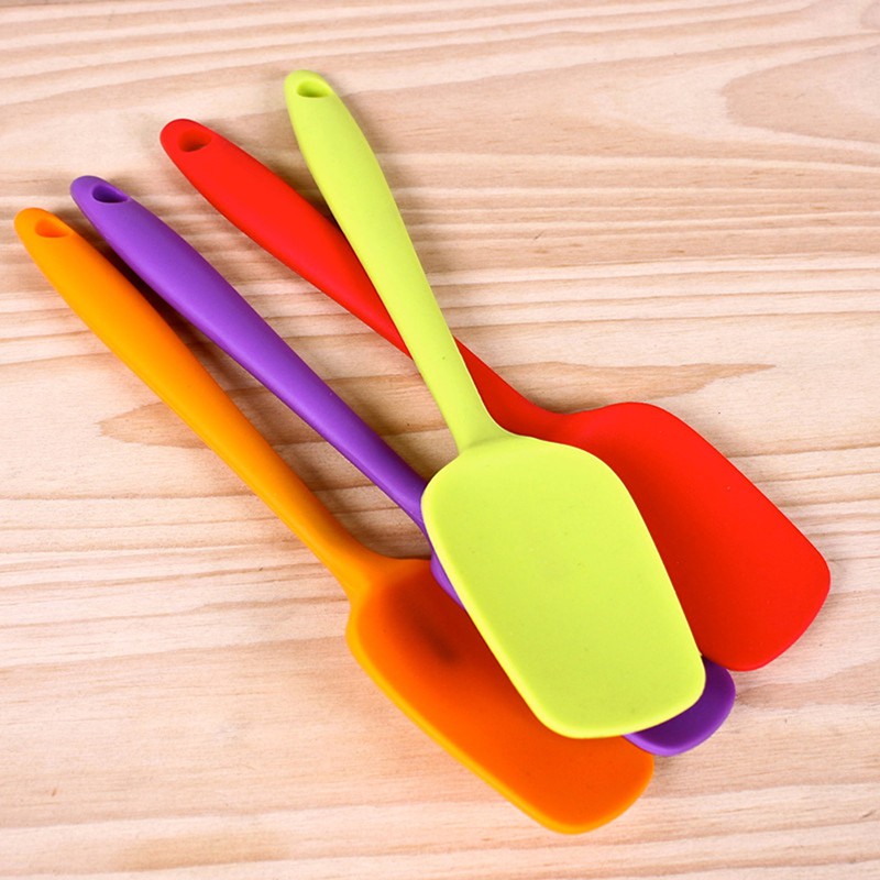 1 Pcs Spatula Scraper Krim Kue Bahan Silikon Ukuran 21cm 1 Pcs Spatula Scraper Krim Kue Bahan Silikon Ukuran 21cm