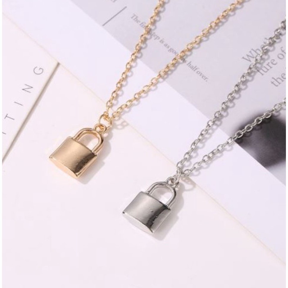 PA Kalung Wanita Gembok Kunci/ Kalung Rantai/ Necklace/ Kalung Titanium/ Fashion Wanita Retro Simple - KL001