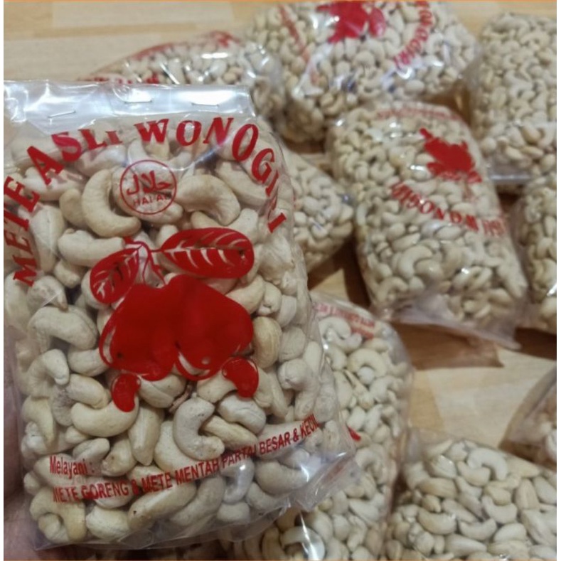 

KACANG MEDE METE MENTAH ASLI WONOGIRI KEMASAN 500 GRAM