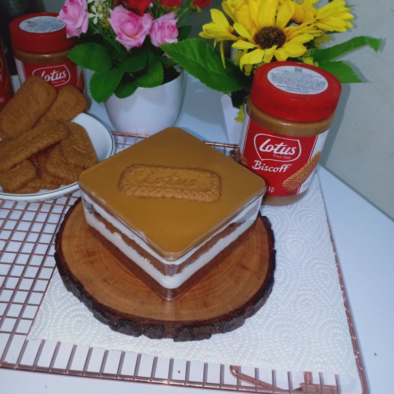 

DESSERT BOX VARIAN LOTUS BISCOFF