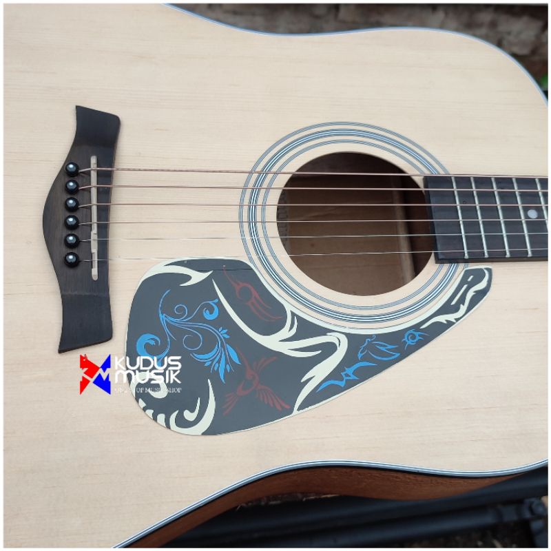 Pickguard gitar akustik beskemer model yamaha motif livery