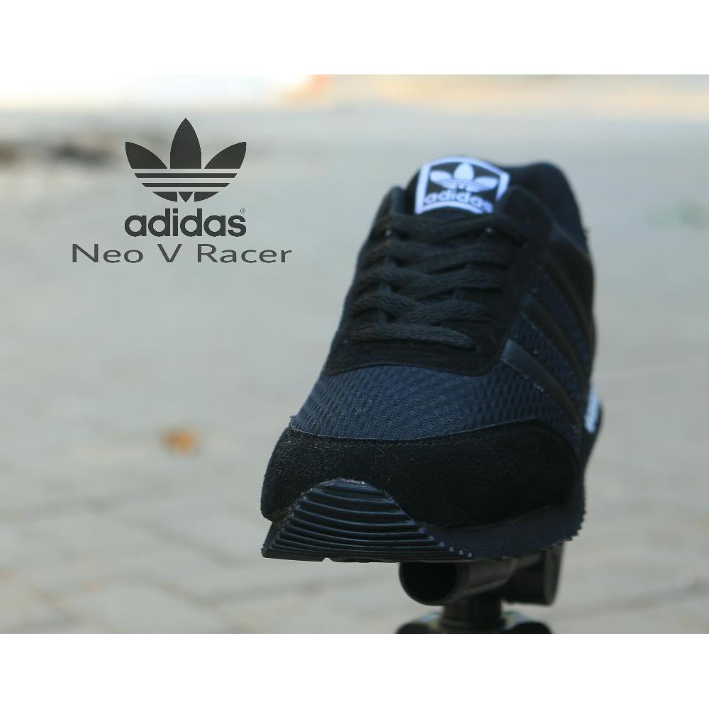 Sepatu Sekolah Adidas Hitam Polos Cowok Cewek