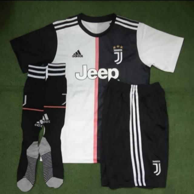 SETELAN LENGKAP JERSEY BOLA JUVENTUS HOME 2019-2020