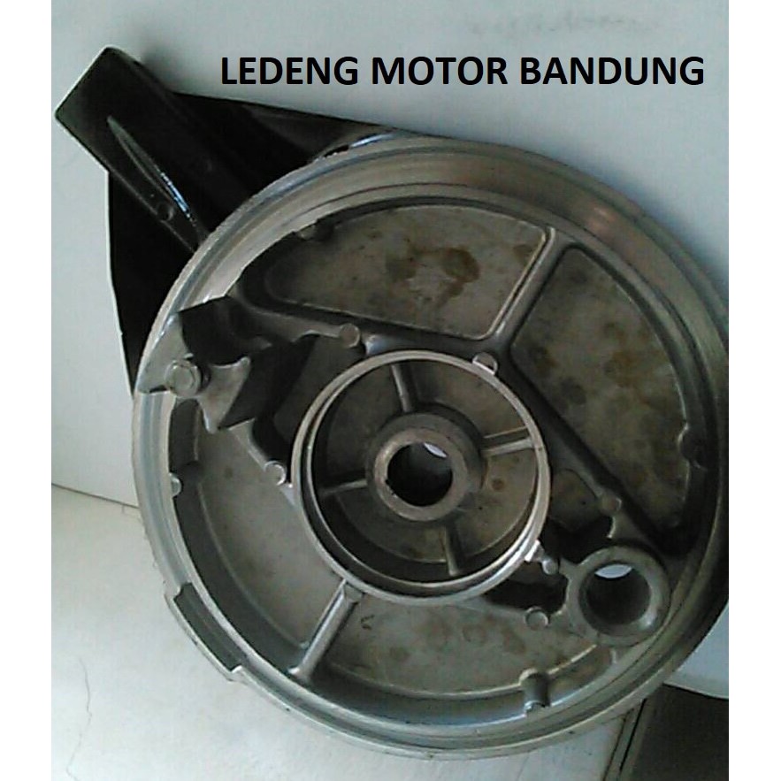 Tutup Tromol GL-Pro Panel Roda Belakang Lokal