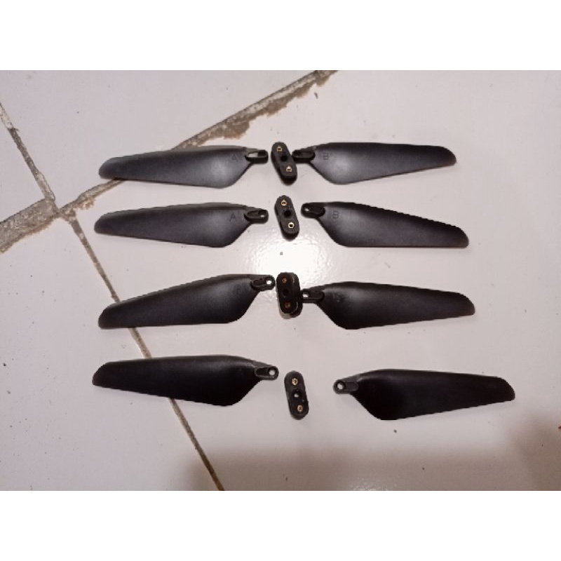 propeller mjx b12