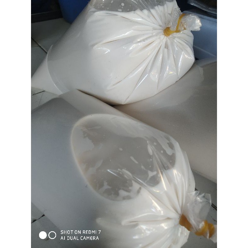 

Santan kelapa kental segar 500 gram