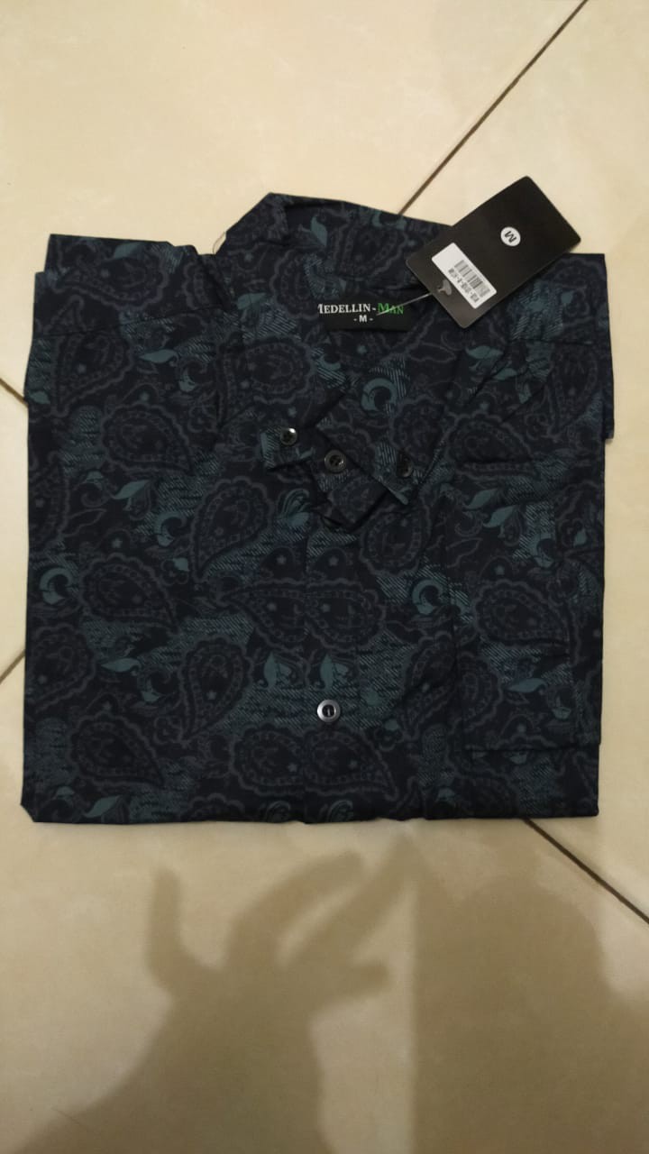 Medellin Kemeja Batik Pria Lengan Panjang 101108