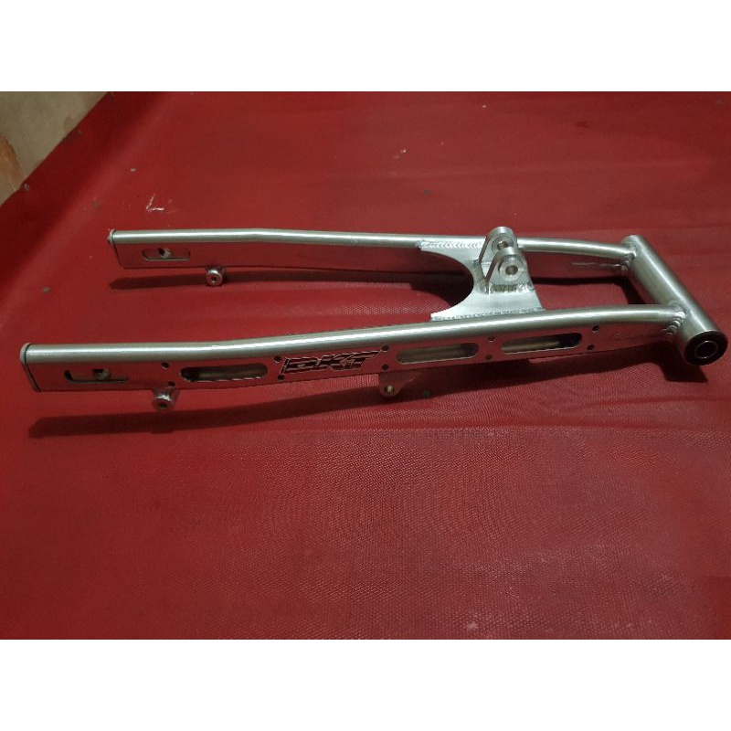 SWING ARM DKT NINJA R MOUNTING ATAS MONOSHOCK COAK