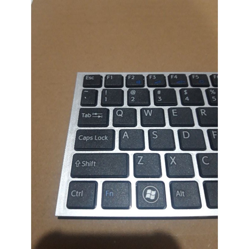 Keyboard Sony Vaio VPC-YB series
