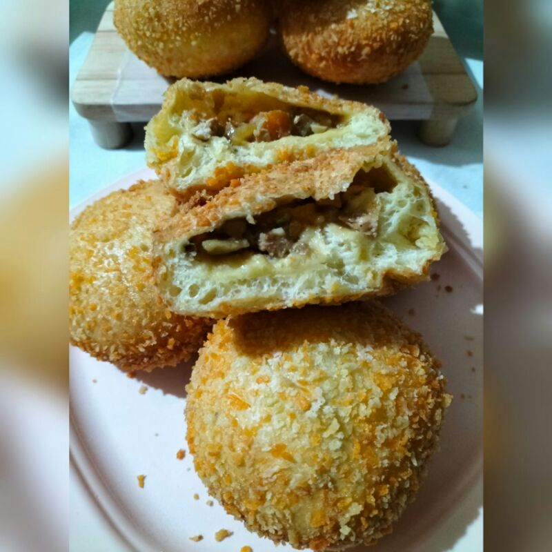 

roti bakso