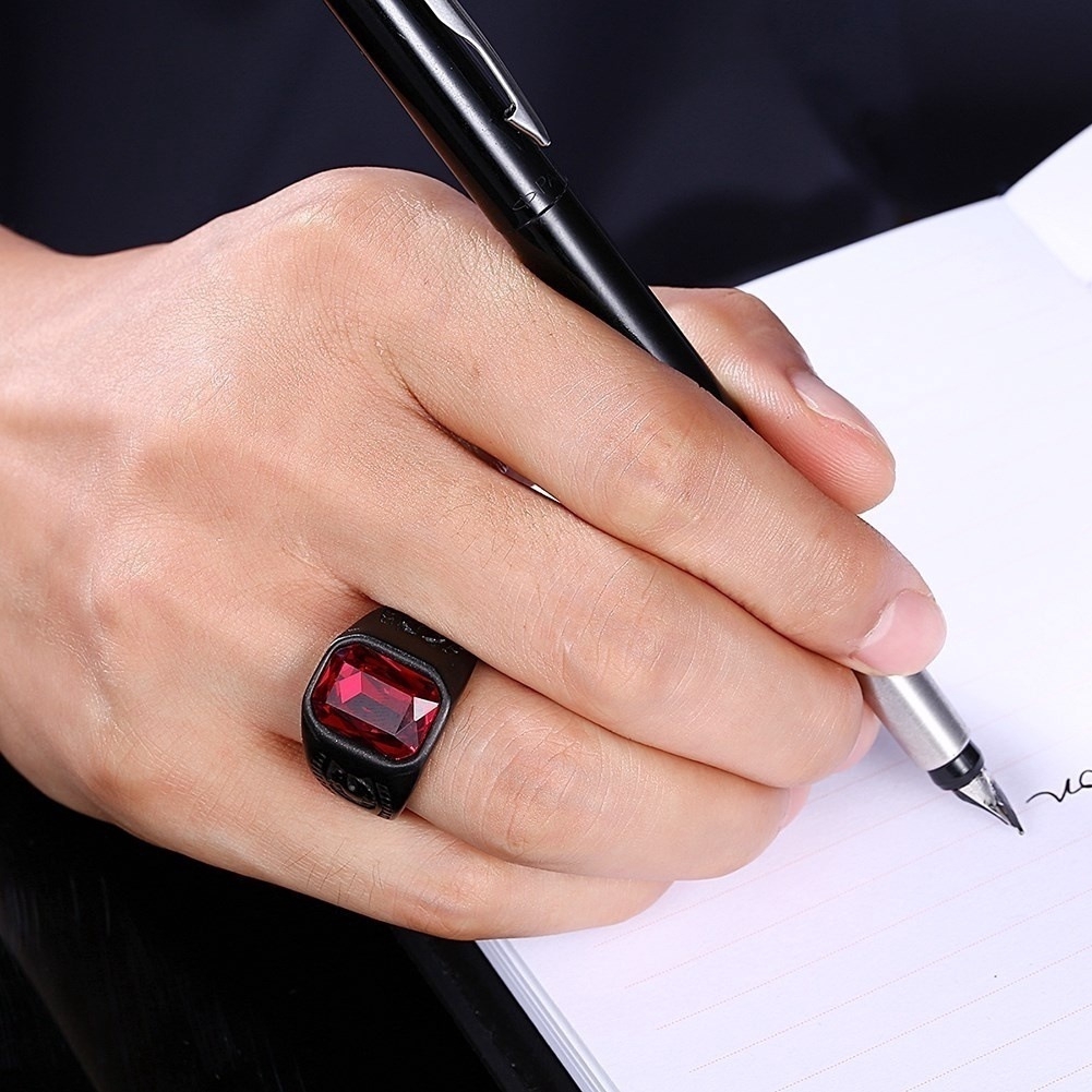 Cool male punk ruby ring oval red crystal ring garnet black metal ring fashion jewelry