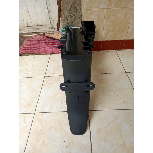 Spakbor belakang Smash lama Smash SR