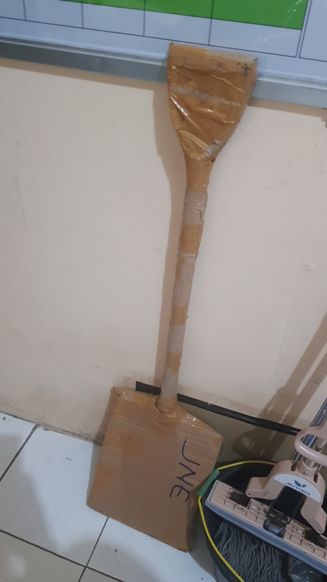 Sekop Pasir Gagang Pipa Besi Tebal