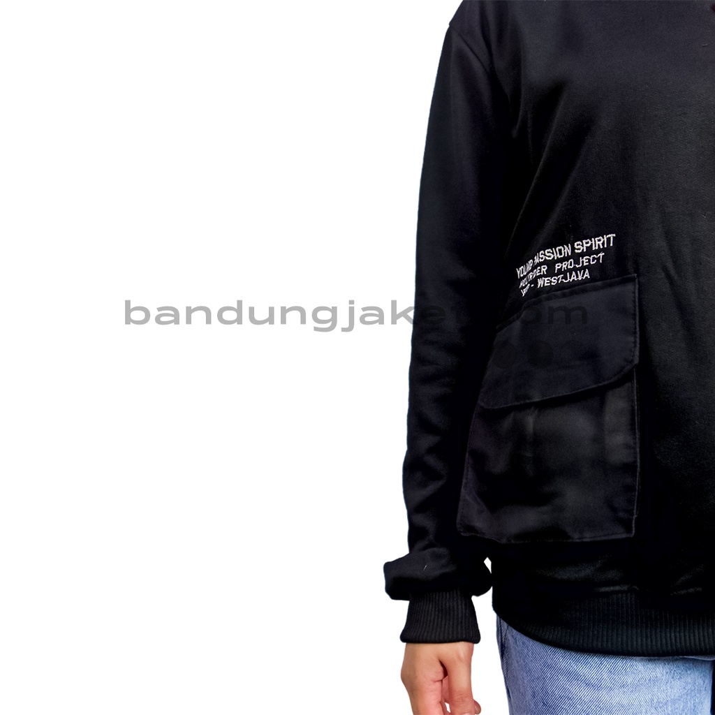 HOLYRIDER Sweatshirt Pocket Down Hitam