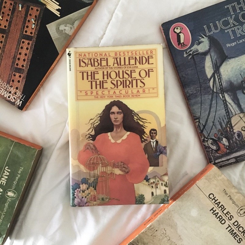 (BOOKED) the house of spirits