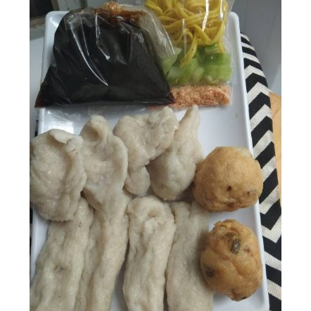 

Pempek Ikan Tenggiri