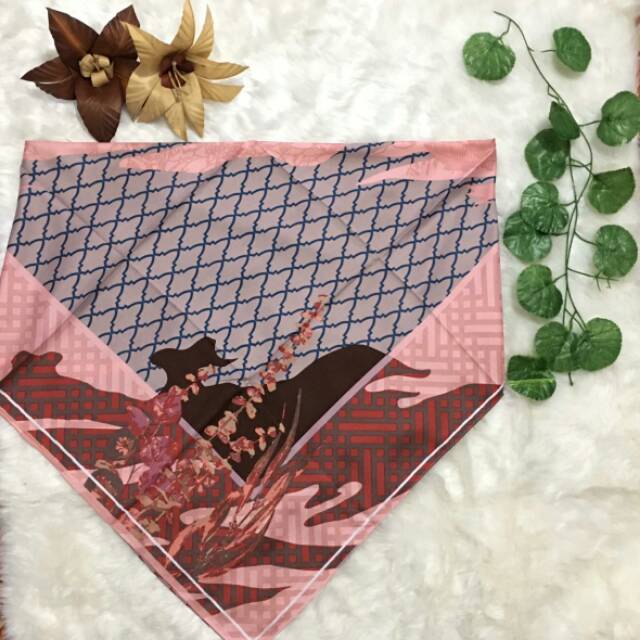 Hijab Segiempat Adabia