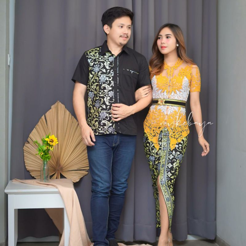 KEBAYA BALI TILE STIK COUPLE