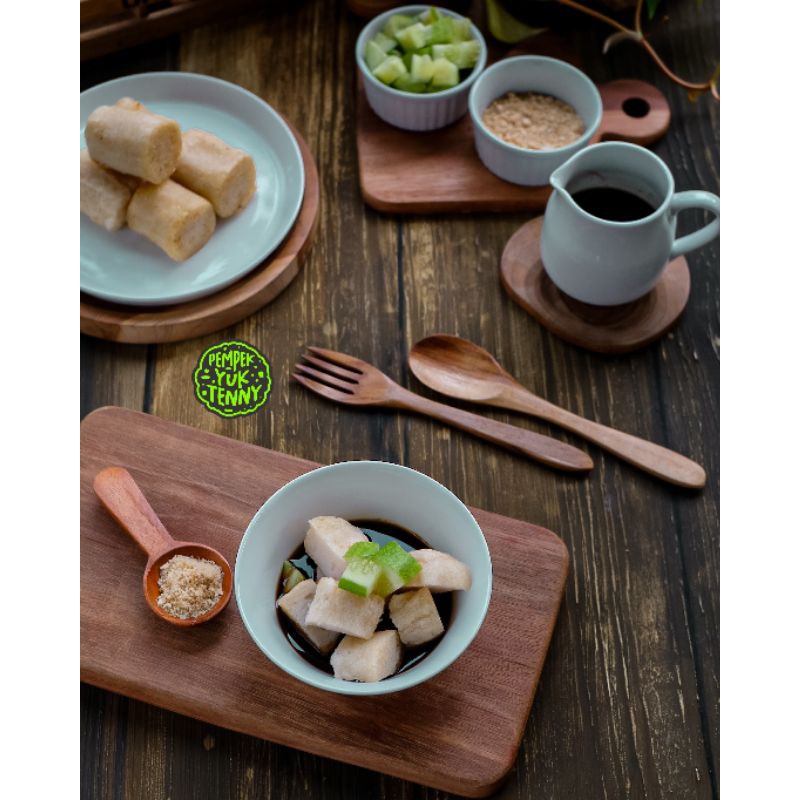 

Pempek Palembang Asli Frozen Paket Lenjer Besar Isi 1pc + Cuko