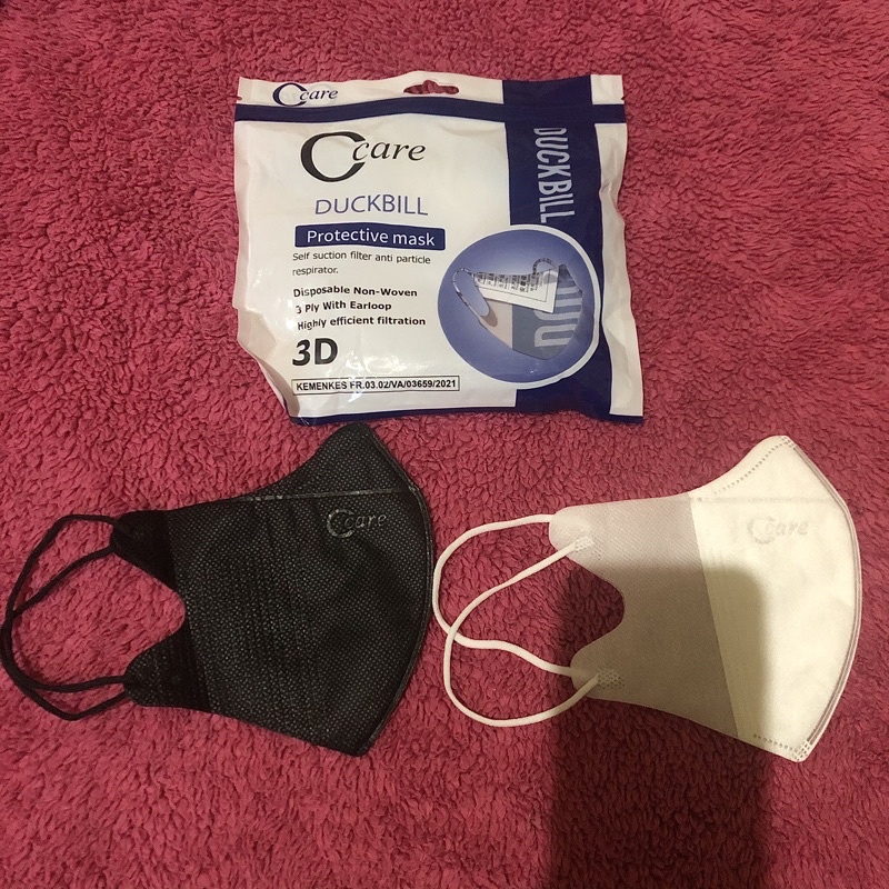 masker duckbill ocare utama hitam / putih