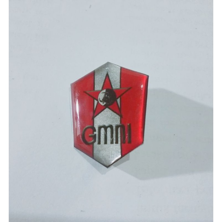 Pin Lencana GMNI.  * Bonus Stiker GMMI