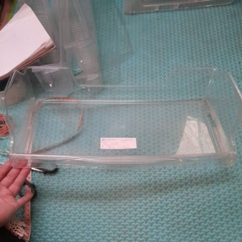 RAK IKAN original bekas kulkas polytron 2pintu PR-210