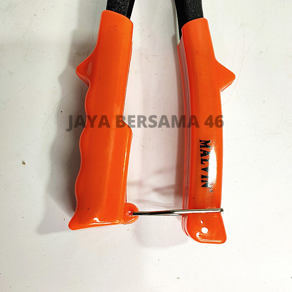 TANG RIVET RRT