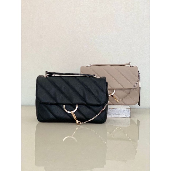 TAS SELEMPANG WANITA PDR||TAS IMPORT||TAS MURAH||TAS BRANDED||TAS CANTIK||TAS LUCU