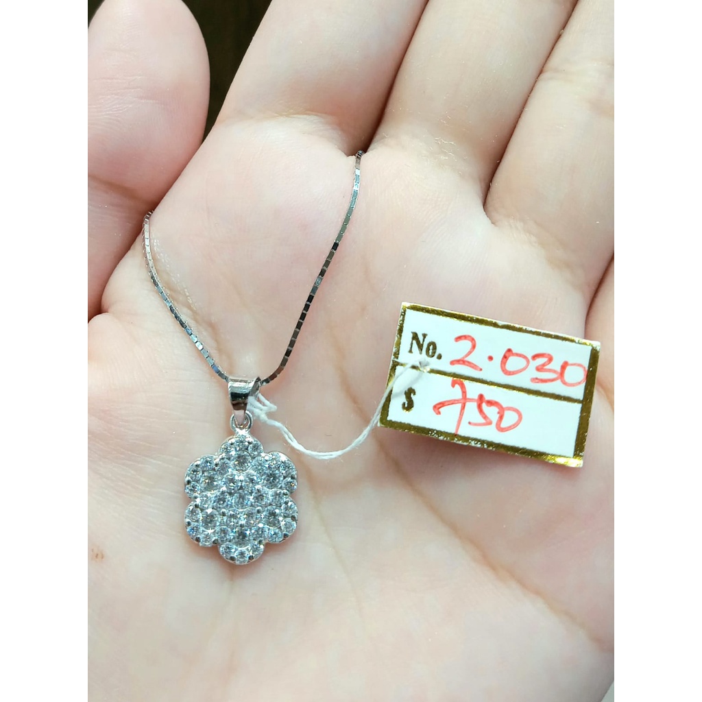 Liontin Pendant Emas Putih Fashion Zircon 75% 2.03 Gram (Tanpa Kalung)