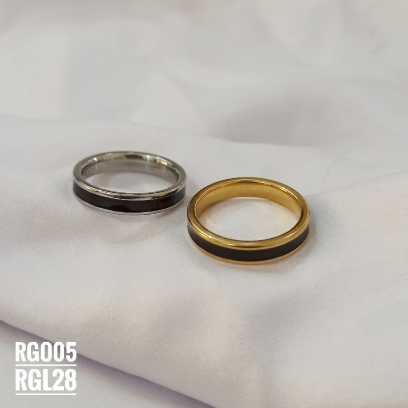 Cincin titanium Hitam List Gold/Silver RGO04/RGL28