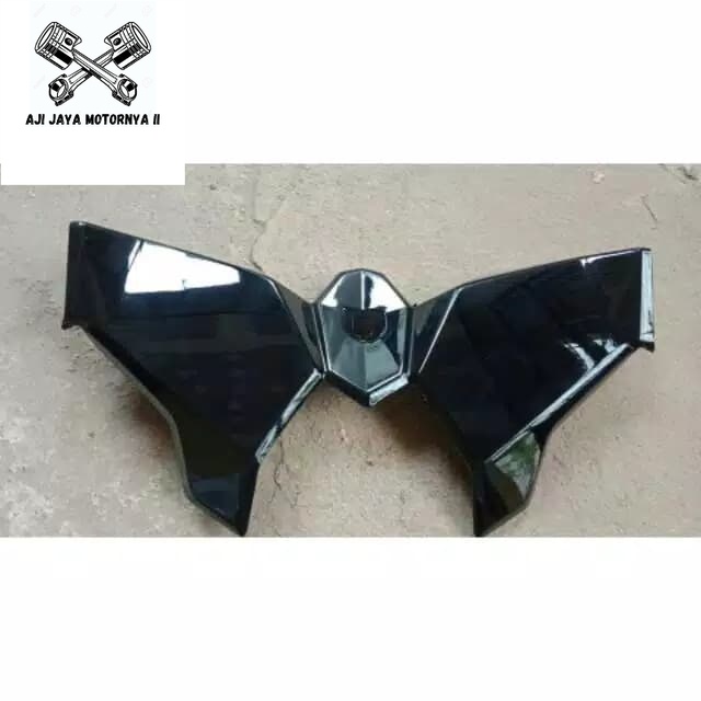 dek kantong laci kupu" Vario 125/150 LED lama