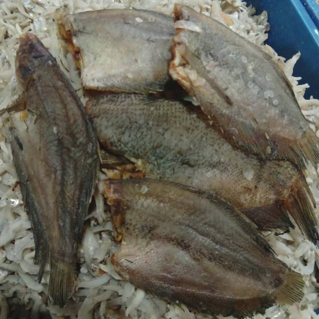 

Ikan asin Sepat Siam 250gr