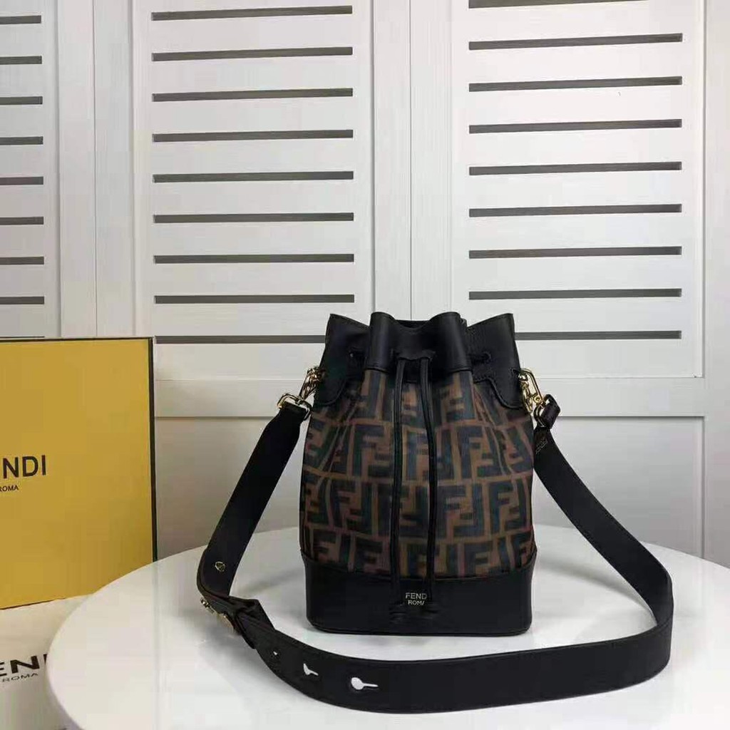 Tas FENDI 1990 Mirror quality Branded/Quality/Super Quality/Kualitas/Vip/Mirror ML