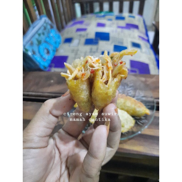 

CIRENG ISI AYAM SUWIR PEDAS