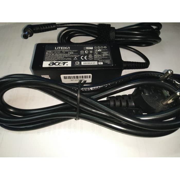 Adaptor Charger Laptop Acer One 14 Z1401 Z1402 - 19V 2.1A