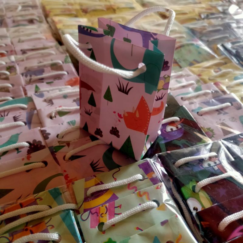 

READY Tempat Telur Paperbag