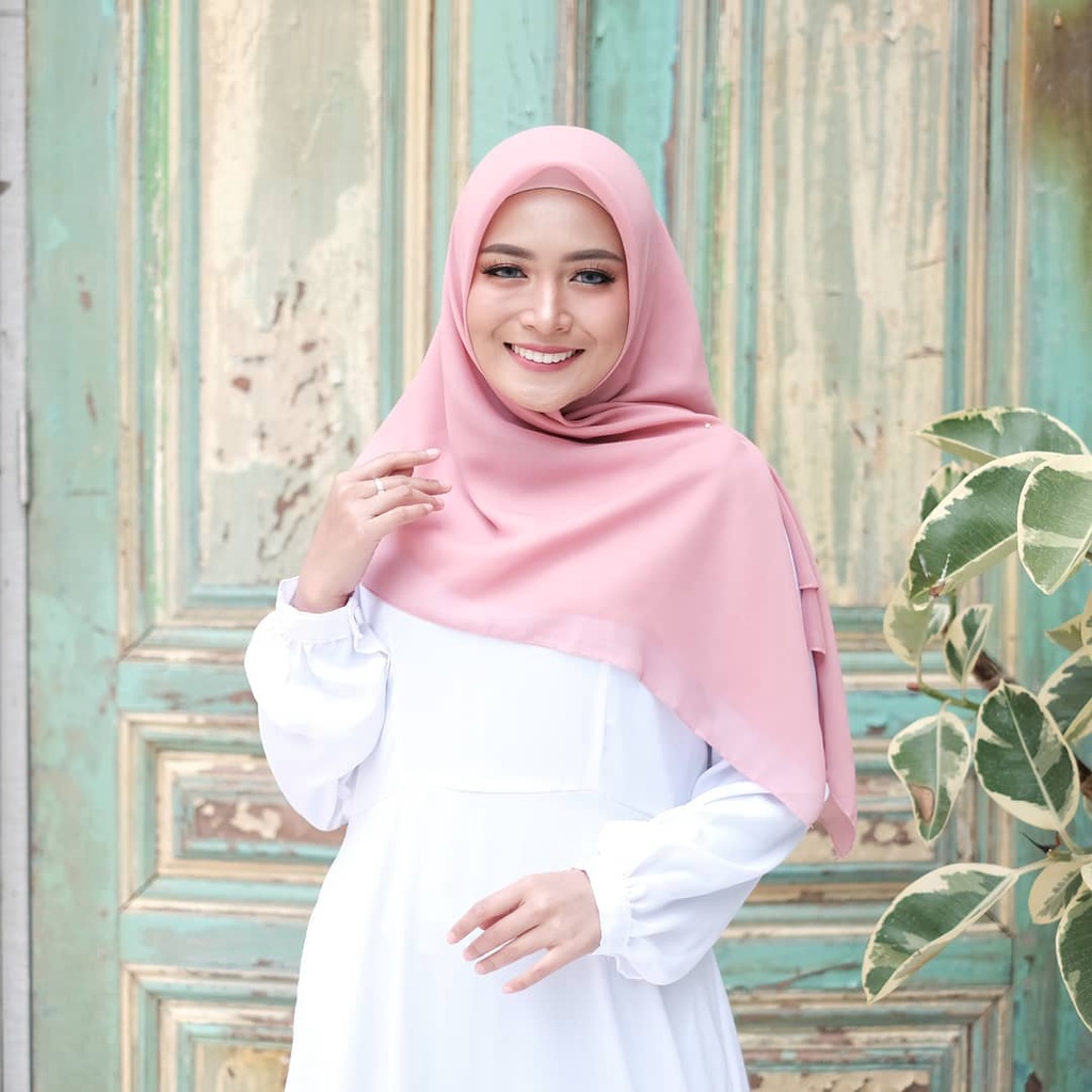 Hijab Bella Square II Hijab Segiempat Bella Square II Hijab Pollycotton II Kerudung II Jilbab-DUSTY PEACH