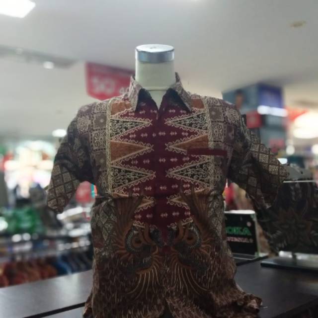 Arthaloka Batik sarimbit pria lengan pendek